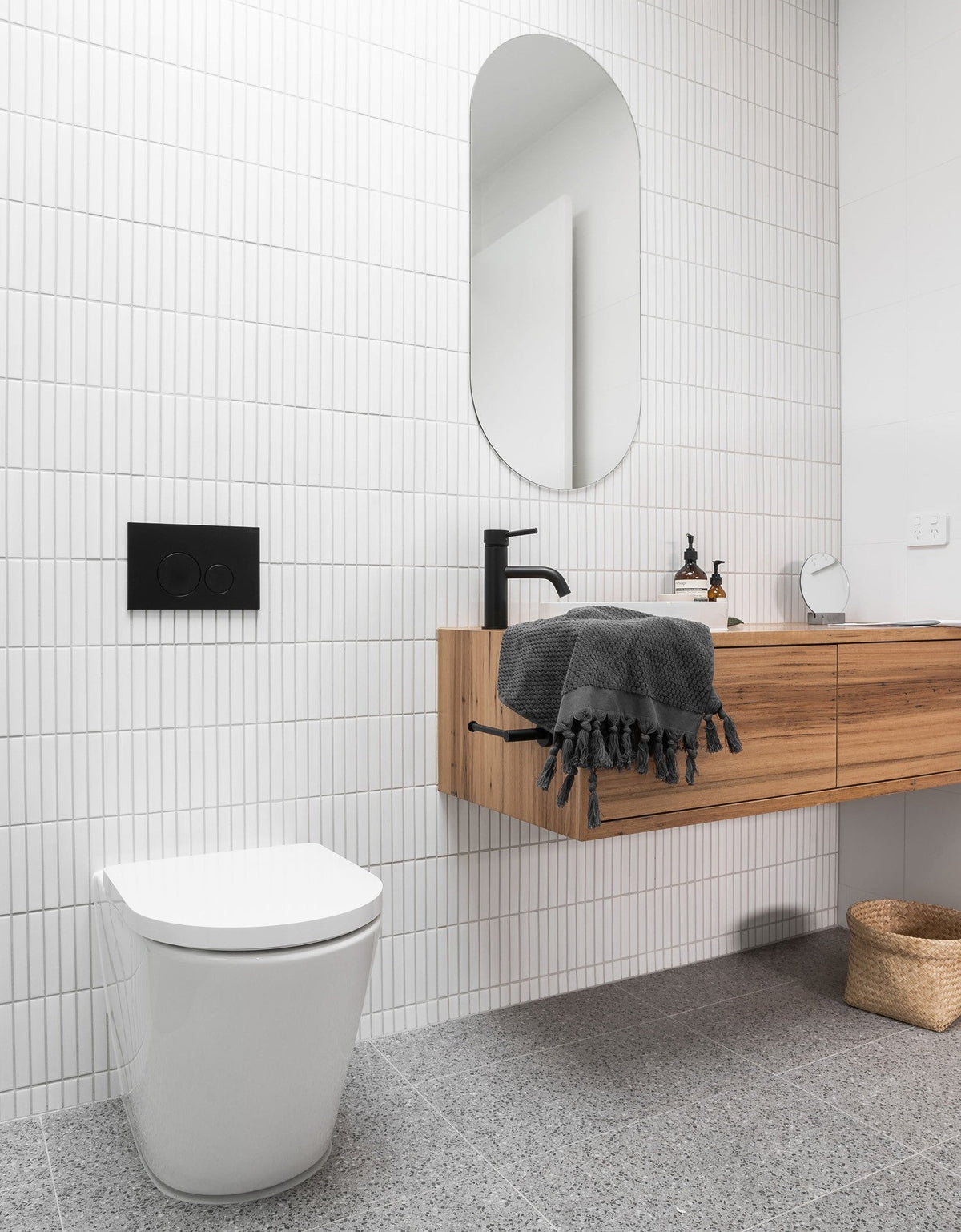 Meir mat zwarte toiletrolhouder — afbeelding 5